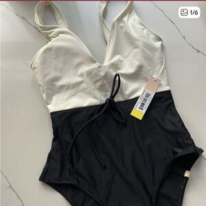 Summersalt women’s tie waist back flip feminine color block swim suit black 14